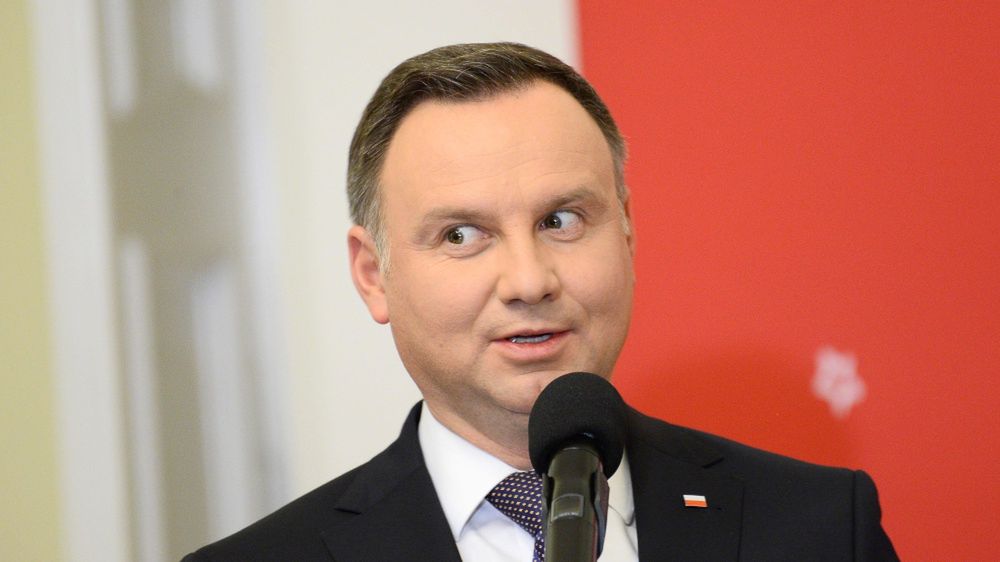 Apel prezydenta o niepobieranie 500+ zdobył uznanie, ale nikt nie zamierza się do niego stosować.