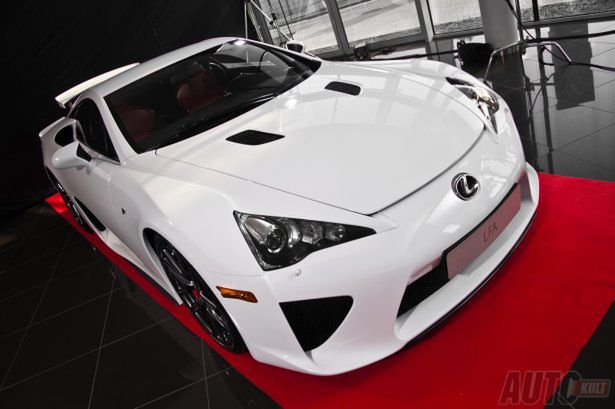 Lexus LFA w Polsce - prezentacja - autokult.pl