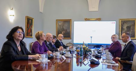 Prezydent uratuje Świrskiego i KRRiT? Kadencja Rady mogłaby wygasnąć