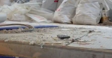 Polak wynajął drogi apartament. Gdy wyszedł na balkon, zatkało go