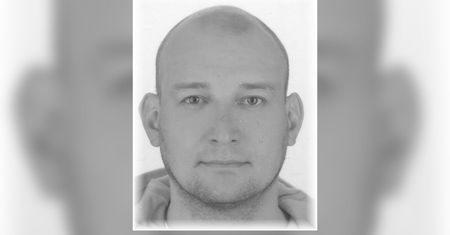 Sebastian wracał do kraju. Nie nawiązał kontaktu z rodziną. Ślad po nim zaginął. Policja i rodzina proszą o pomoc w odnalezieniu mężczyzny