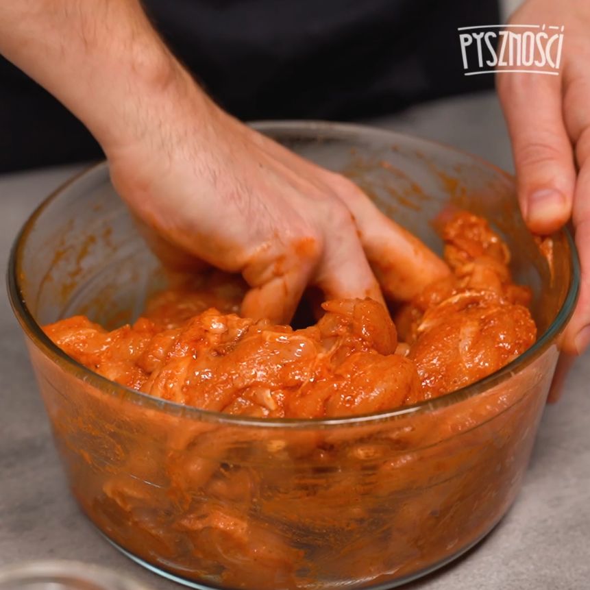 Boneless and skinless thigh meat