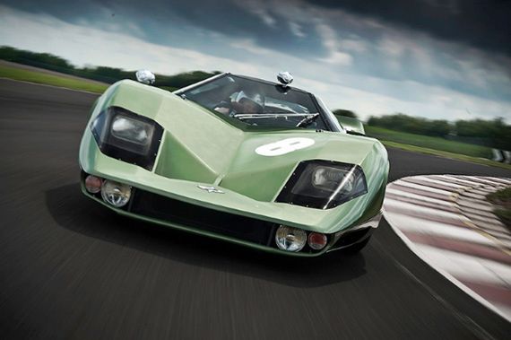 Marcos Mantis XP – najbrzydszy czy najpiękniejszy samochód sportowy świata? 4