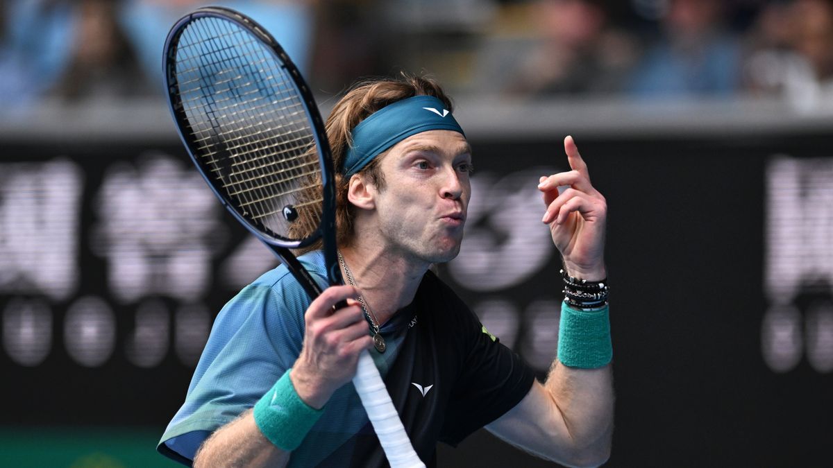 PAP/EPA / Lukas Coch / Na zdjęciu: Andriej Rublow