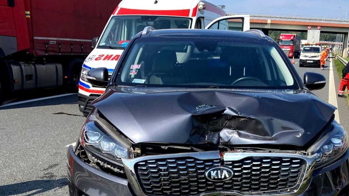 Rumun spowodował wypadek na A4, a potem był bardzo agresywny