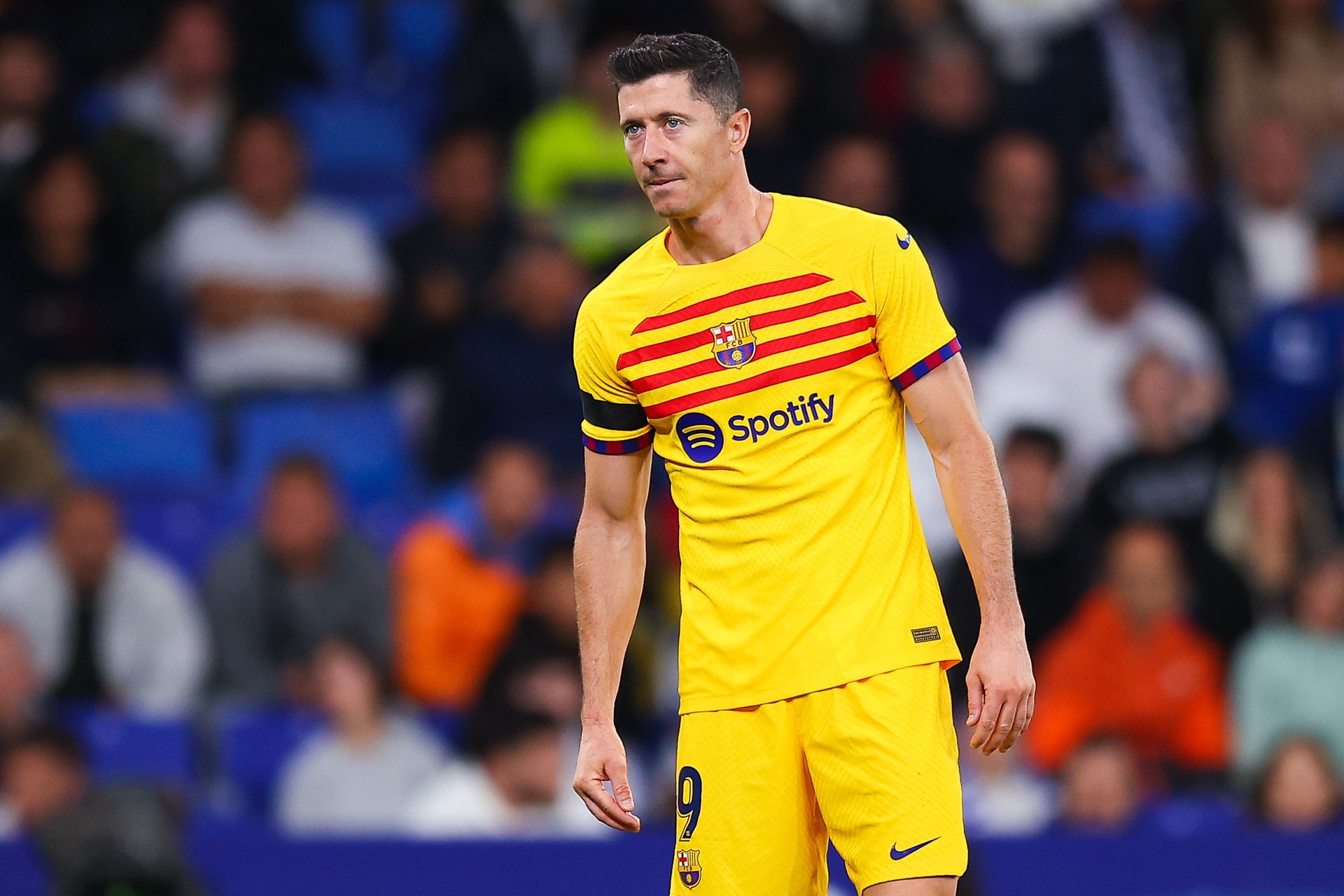 ¡solapa!  El negocio fallido de Robert Lewandowski – O2