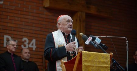Kardynał apeluje. Zwrócił się wprost do wiernych