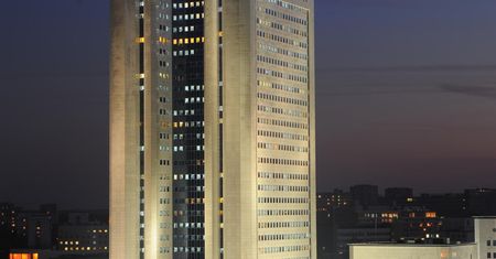Gazprom chwali się, jak tanio wydobywa gaz. Nie odpuszcza Polsce