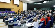 Debata w Parlamencie Europejskim. Tematem pakt migracyjny