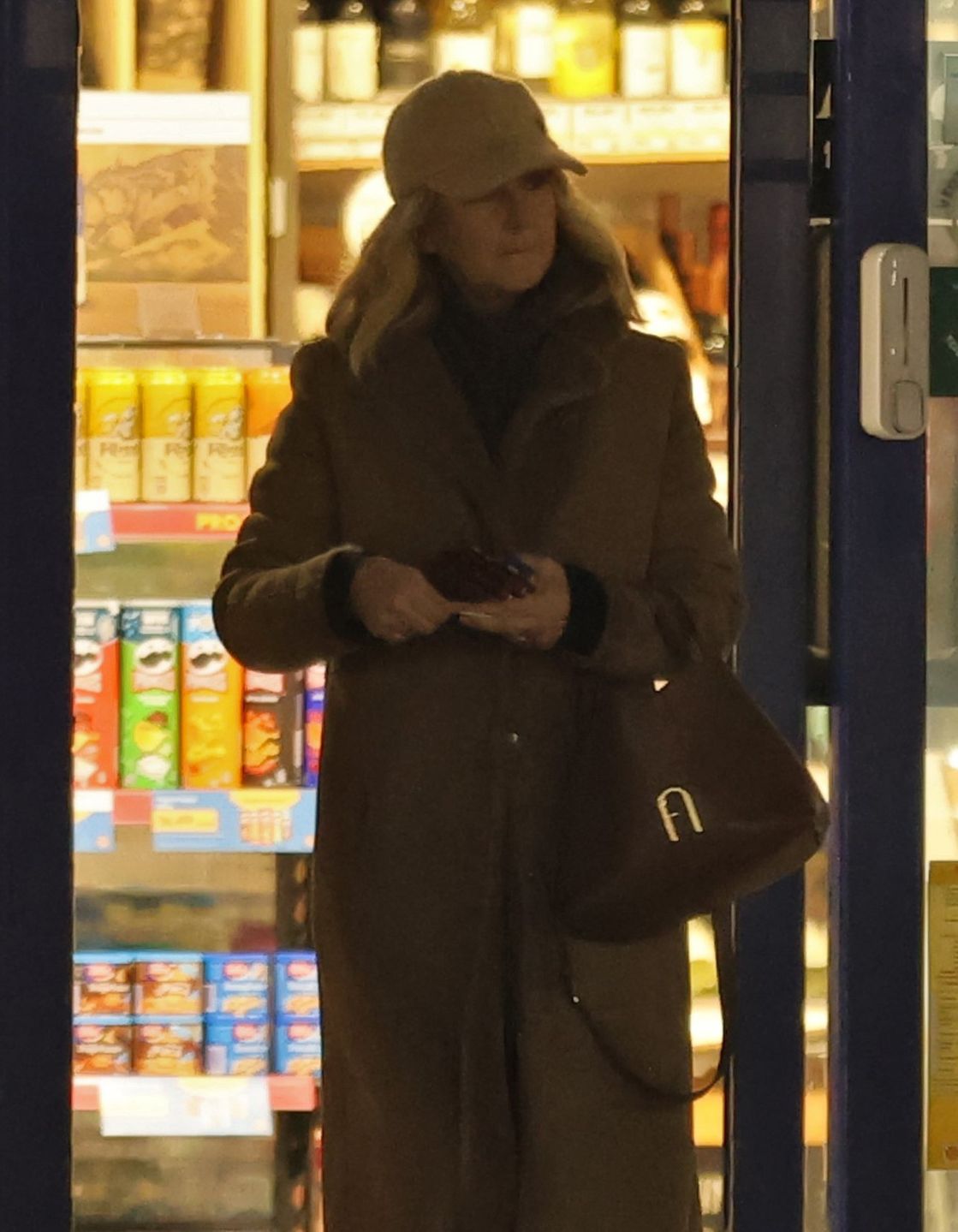 Naturalna Grażyna Torbicka "przyłapana" na stacji benzynowej