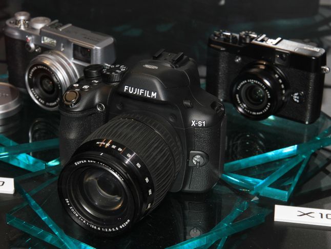 Fujifilm X-S1 (źródło: DC Watch)