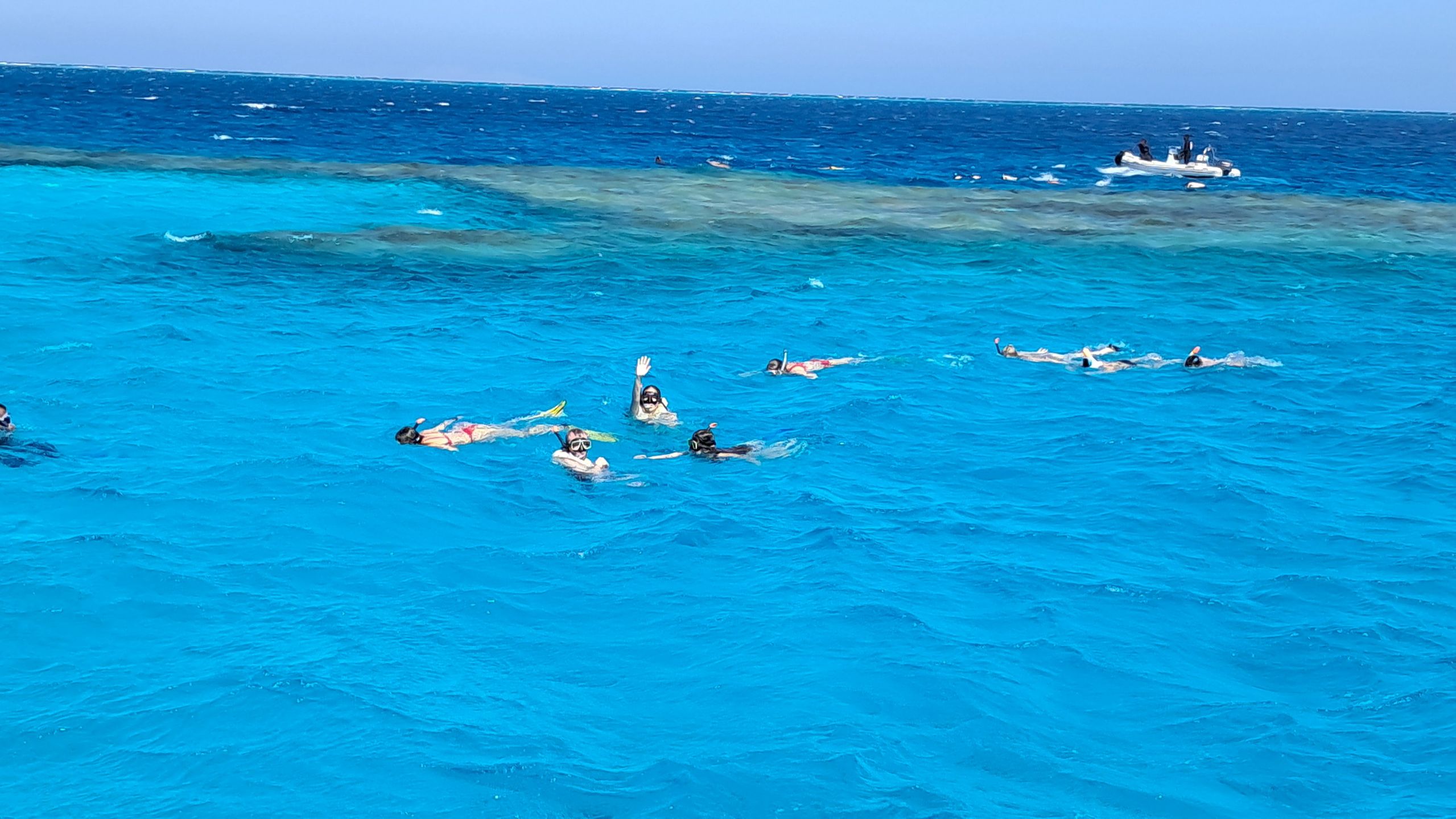 Jedną z atrakcji w pobliżu wyspy jest snorkeling