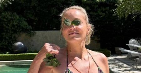 "Lato za rogiem". Sharon Stone pokazała niewyretuszowane zdjęcie w bikini