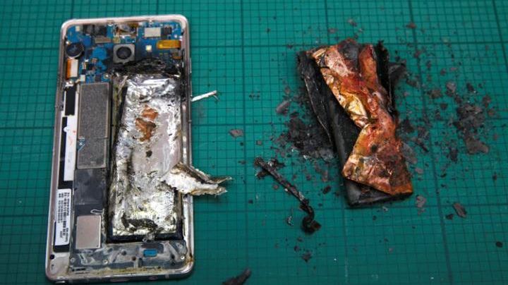 Samsung Galaxy Note 7 po testach bezpieczeństwa w laboratorium Applied Energy Hub w Singapurze