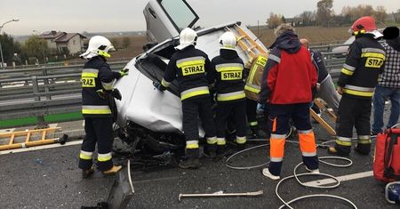 Wypadek na obwodnicy Piask. Pomyliła zjazdy i wjechała pod prąd