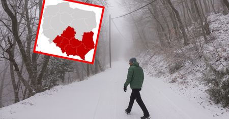 "Zostań w domu, jeśli możesz". Pół Polski na czerwono