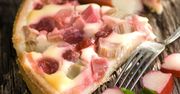 Ciasto z rabarbarem. Sezonowy klasyk, który osłodzi popołudnie