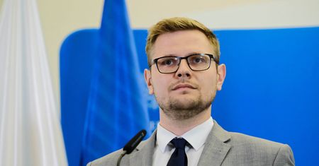 Afera z Pegasusem. Jest zawiadomienie do prokuratury przeciwko wiceministrowi Wosiowi