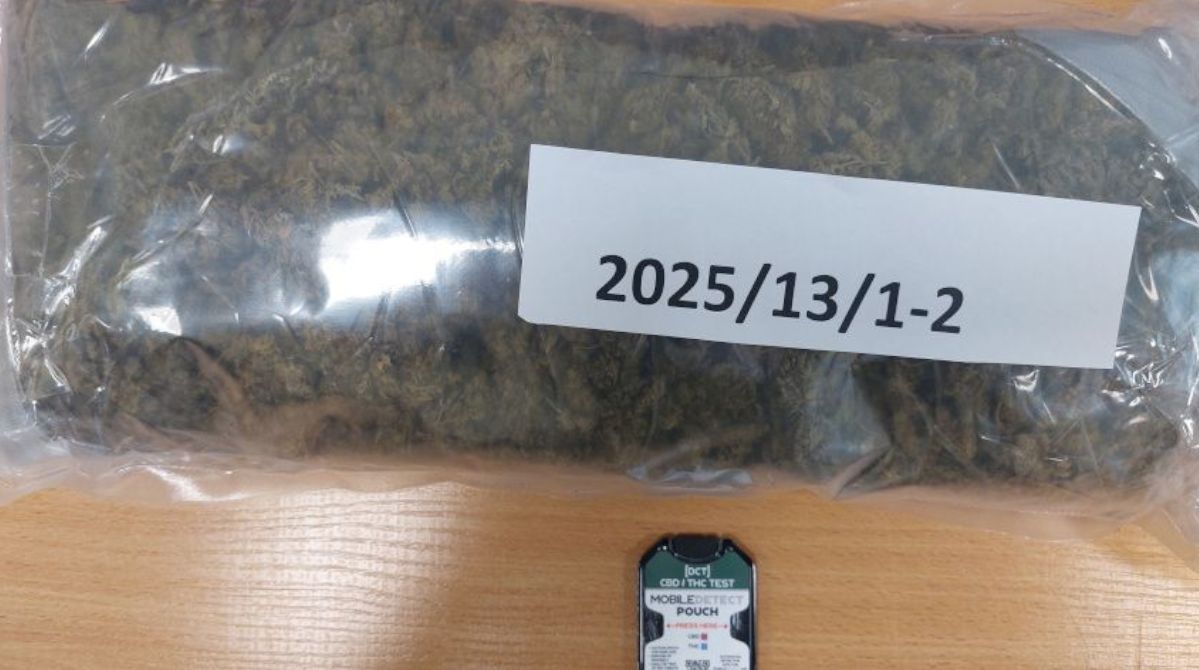 Zielona Góra: Ponad kilogram marihuany w sortowni paczek