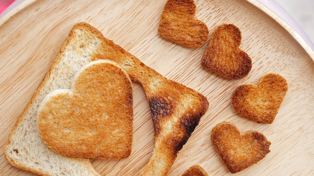 Opiekane białe pieczywo o niskiej zawartości sodu bez dodatku soli