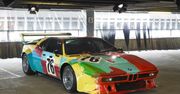 NAJSZYBSZE DZIEŁA SZTUKI NA ŚWIECIE: PLENEROWA WYSTAWA BMW ART CARS W WARSZAWIE