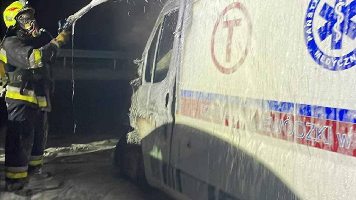 Podpalono karetkę, która miała jechać do Ukrainy