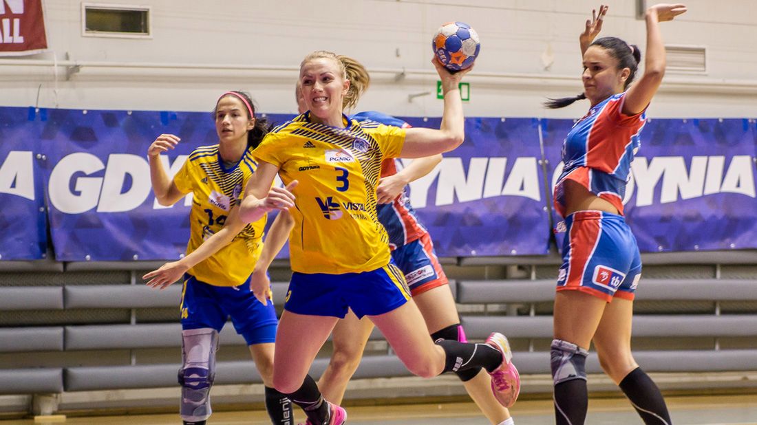 WP SportoweFakty / Grzesiek Jędrzejewski / Katarzyna Janiszewska rzuca bramkę