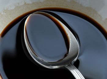 Każdy Włoch ma go w swojej kuchni. Wystarczy odrobina, by wyregulować cukier i spowolnić starzenie