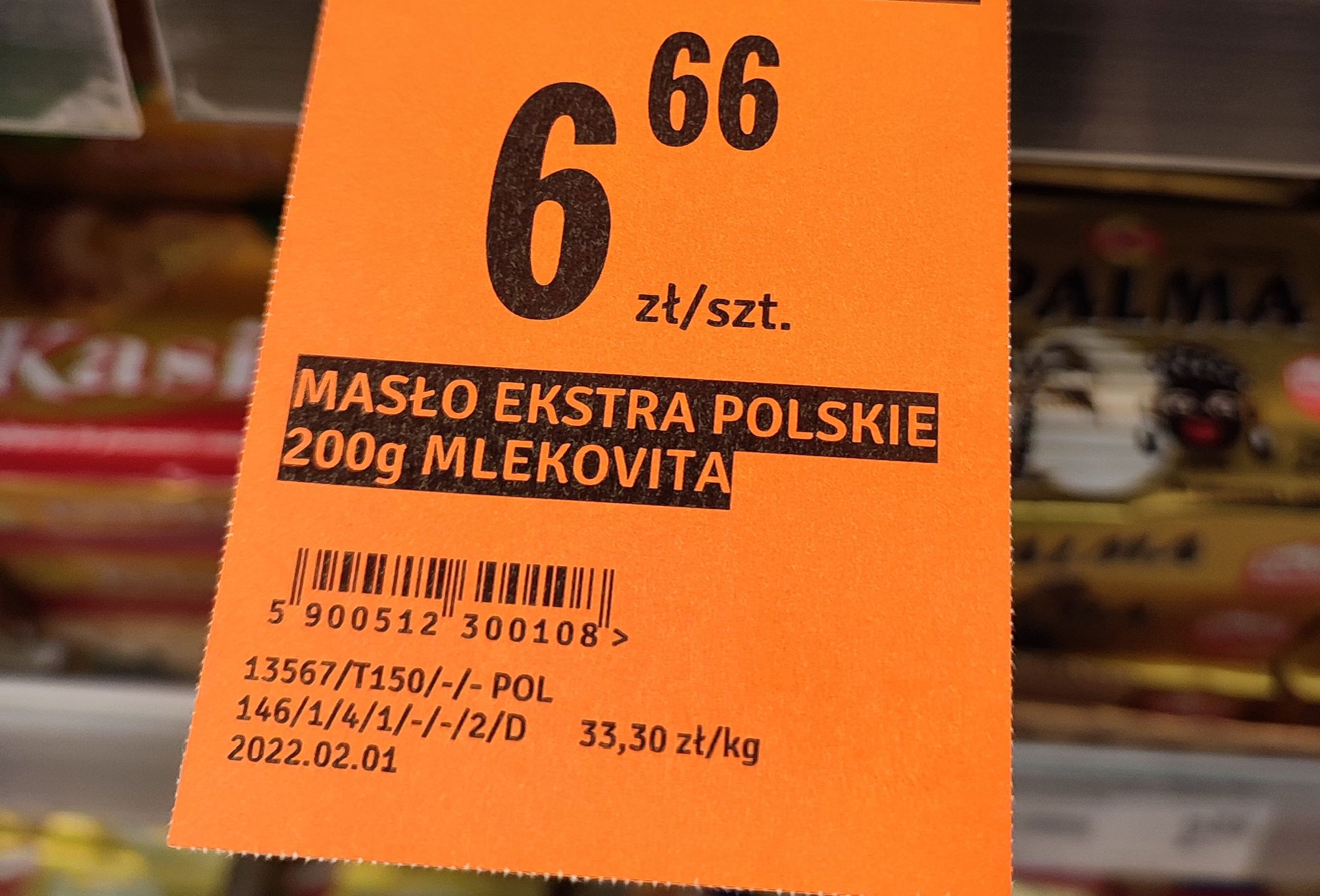 Ceny żywności przed i po obniżce podatku VAT

