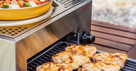 OvenPlus: przenośny grill, kuchenka i piec do pizzy w jednym. Wystarczy niecałe 190 dolarów