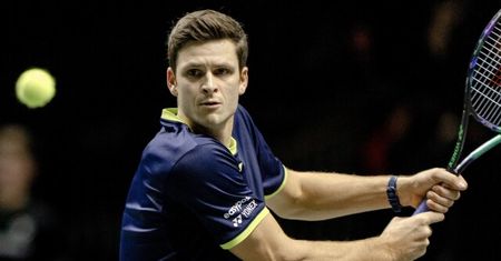 Turniej ATP w Dubaju. Hurkacz zaczął od wygranej w deblu.