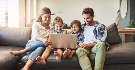 Zasady bezpiecznego korzystania z Internetu dla dzieci