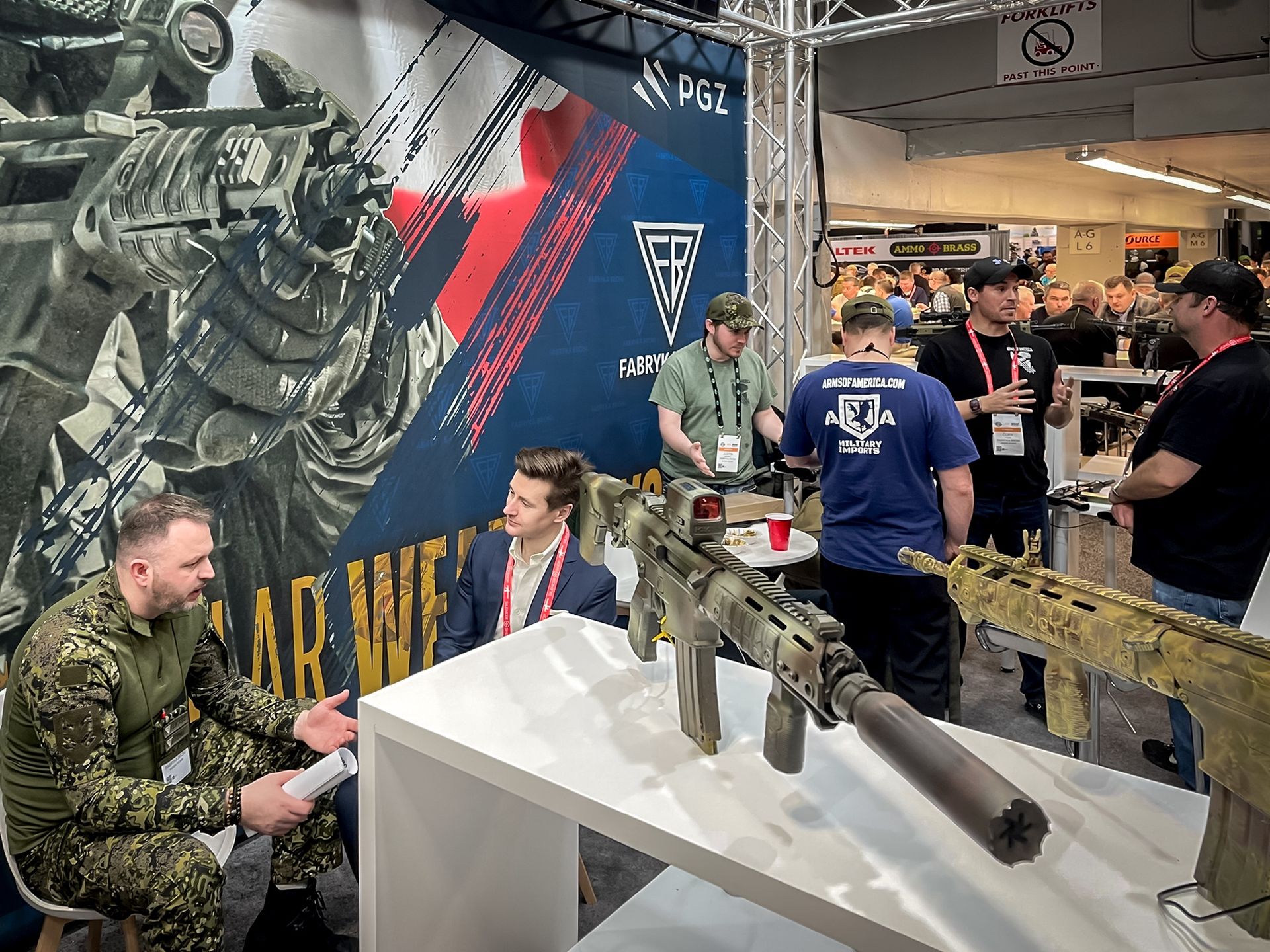 Fabryka Broni „Łucznik” na targach SHOT SHOW w Las Vegas.