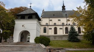 Poddębice: Zakończył się remont elewacji zabytkowego kościoła