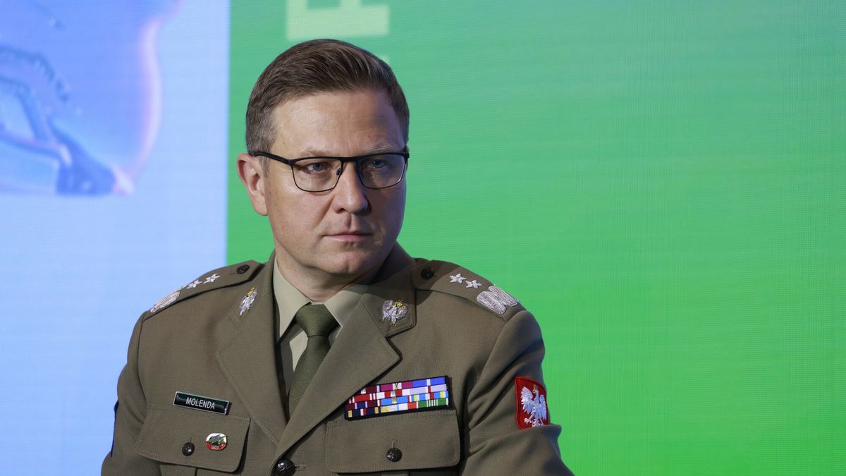 Generał Karol Molenda