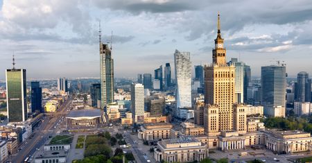 Pogoda w Warszawie. Prognoza na niedzielę 8 lutego. Lekki śnieg rano, mróz wieczorem i w nocy