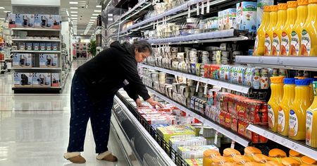 Polacy wreszcie zaczną wydawać? Ważny wskaźnik odkrywa prawdę