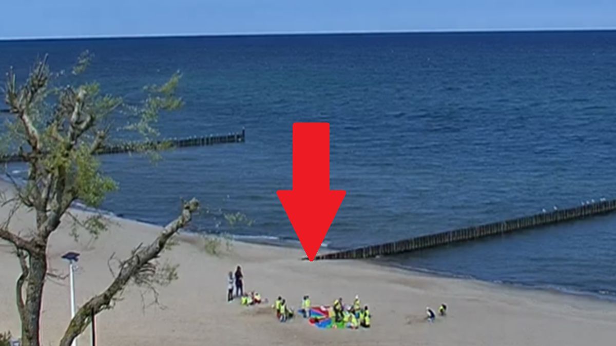 Widok na plażę w Mielnie.