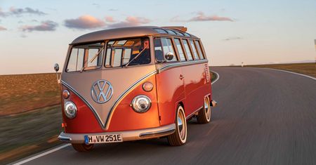 Volkswagen T1 dostał elektryczny napęd. Tak powstał e-Bulli, który kosztuje krocie