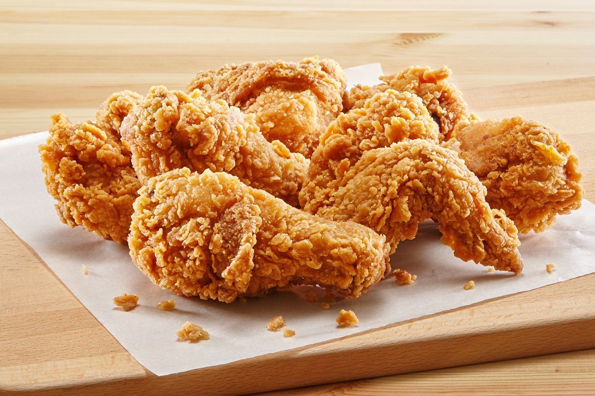 Crispy chicken wings that rival fast food, made easy at home