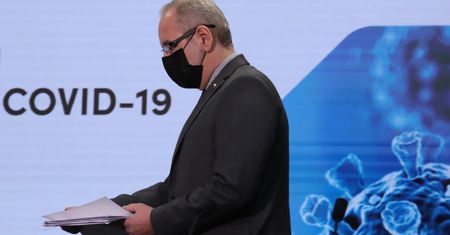 Niedzielski o Barbarze Nowak. "Potępiam oznaki braku rozumu"