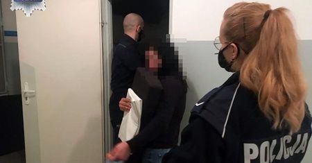 Polkowice. Pijana matka na placu zabaw. Opiekowała się 2-latkiem