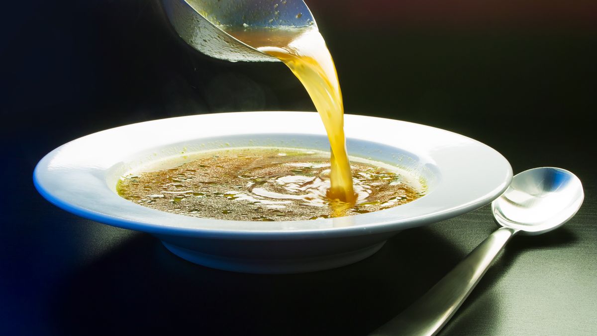 Rosół po krakowsku - bez makaronu, a z jednym innym dodatkiem