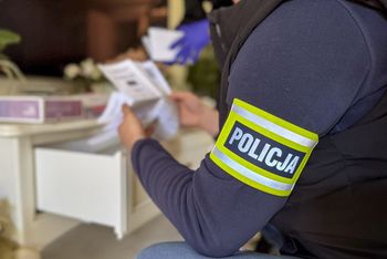 5 osób zatrzymanych za proceder prania pieniędzy