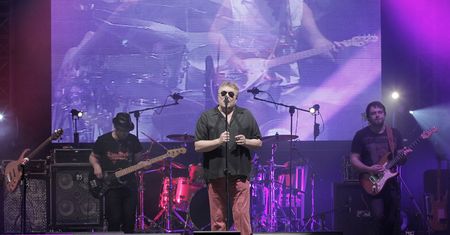 Budka Suflera w żałobie. "Płakać się chce"