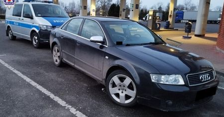 Pijany przyjechał na stację paliw. W audi miał otwartą puszkę z piwem