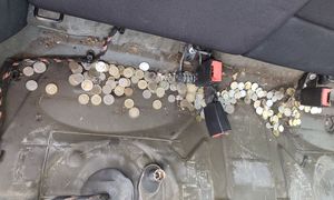 Odkręcił kanapę w BMW. "Chyba się tego nie spodziewał"