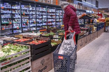 Porównali ceny w sklepach. Oto najdroższa sieć handlowa