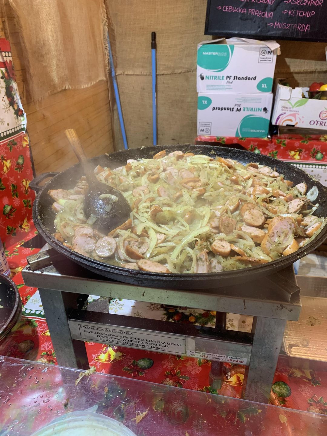 Smażona kiełbasa to kaloryczna bomba