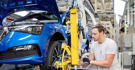 Ruszyła produkcja Škody Scali. Auto niebawem zastąpi Rapida